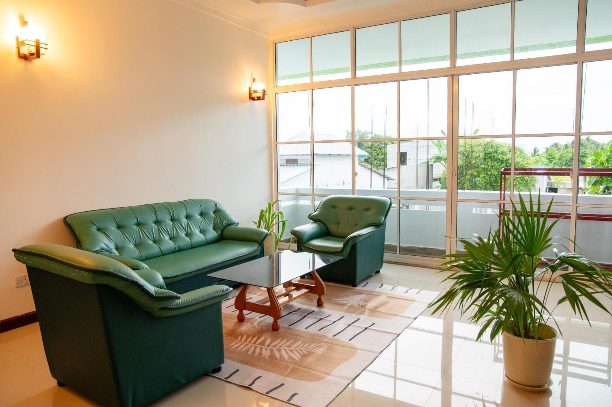 Biosphere Inn Dharavandhoo Ngoại thất bức ảnh